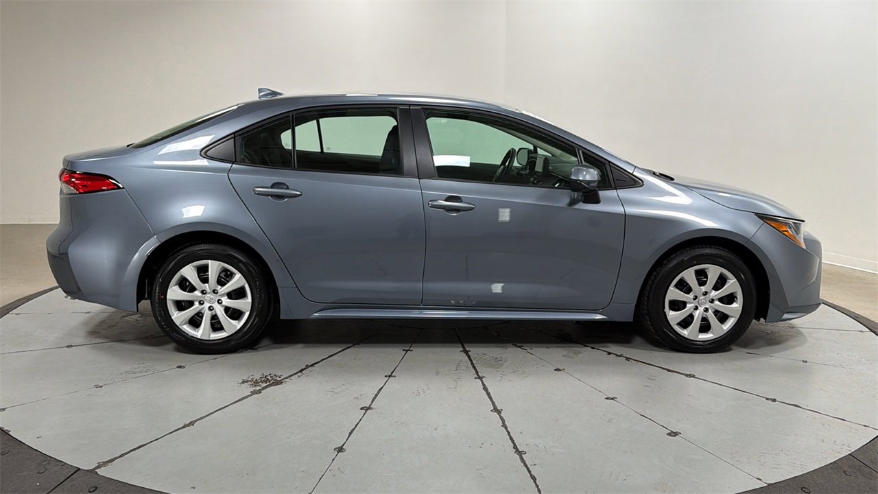 Certified 2025 Toyota Corolla LE image 6