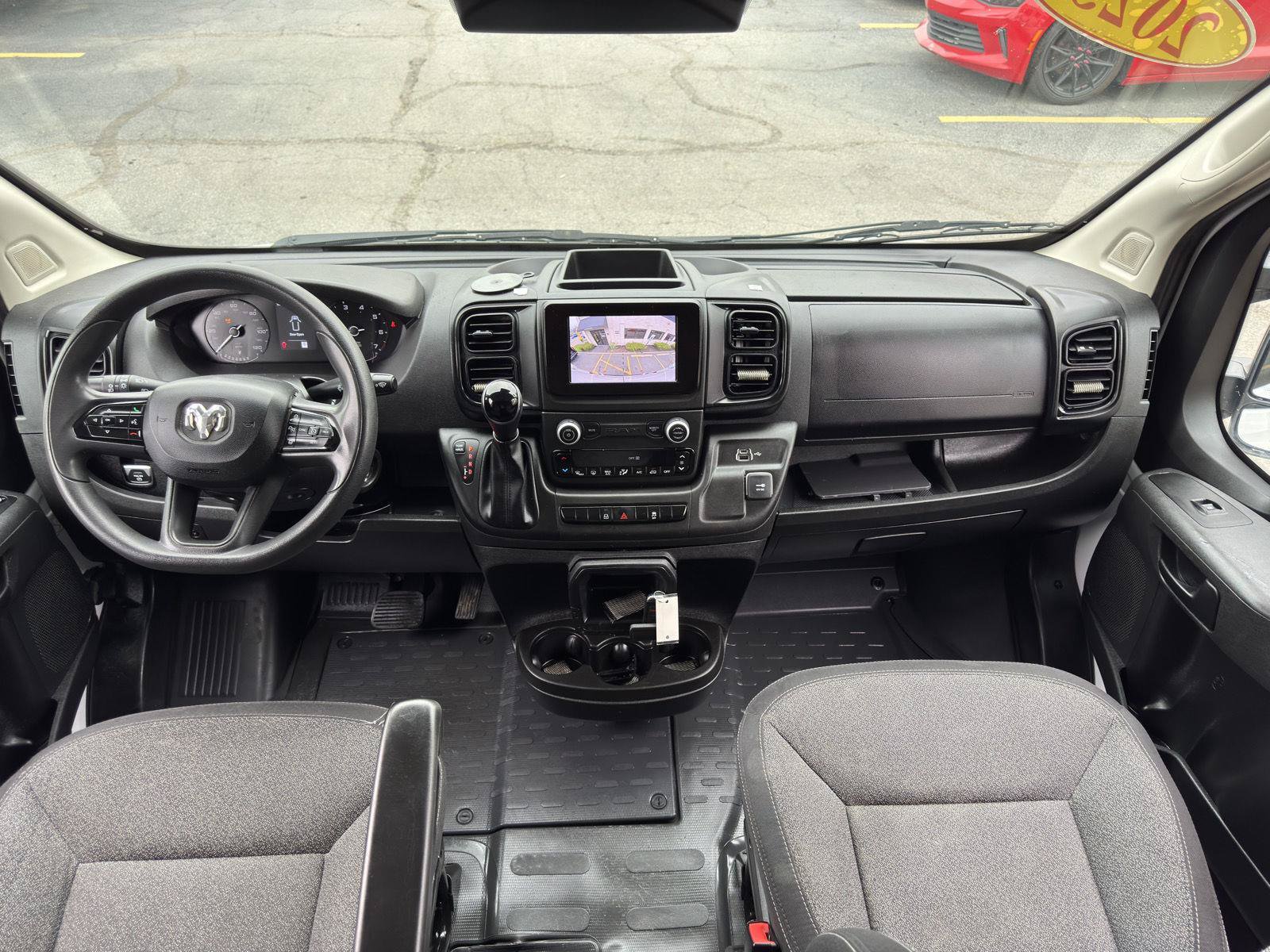 Used 2025 RAM ProMaster 2500 w/ Convenience Group FWD image 19
