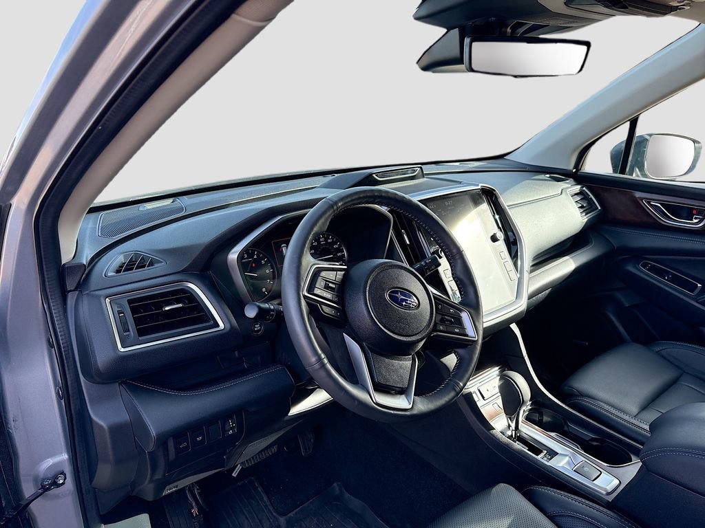 Used 2024 Subaru Ascent Touring image 9