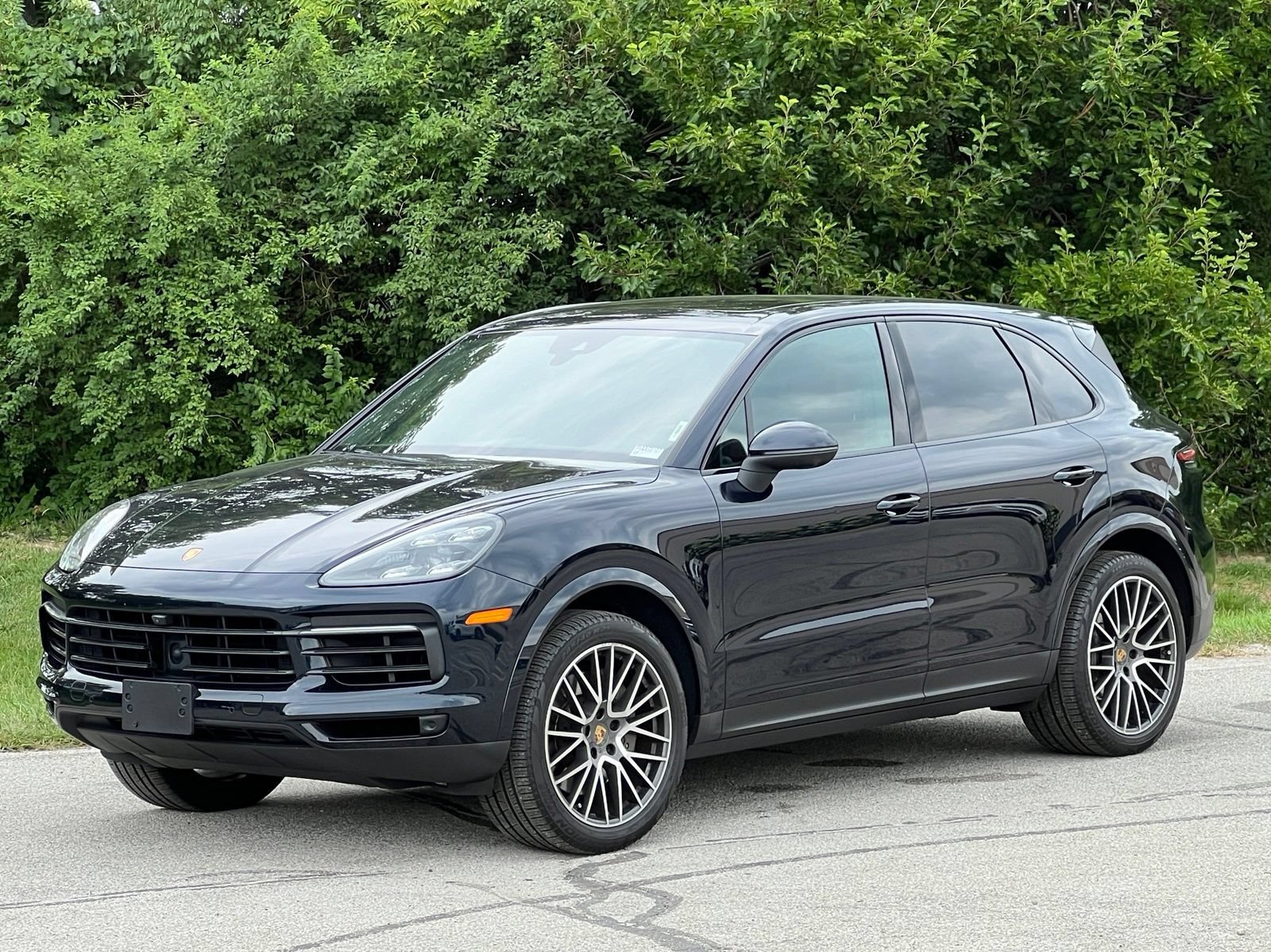 Used 2019 Porsche Cayenne S AWD/4WD image 1