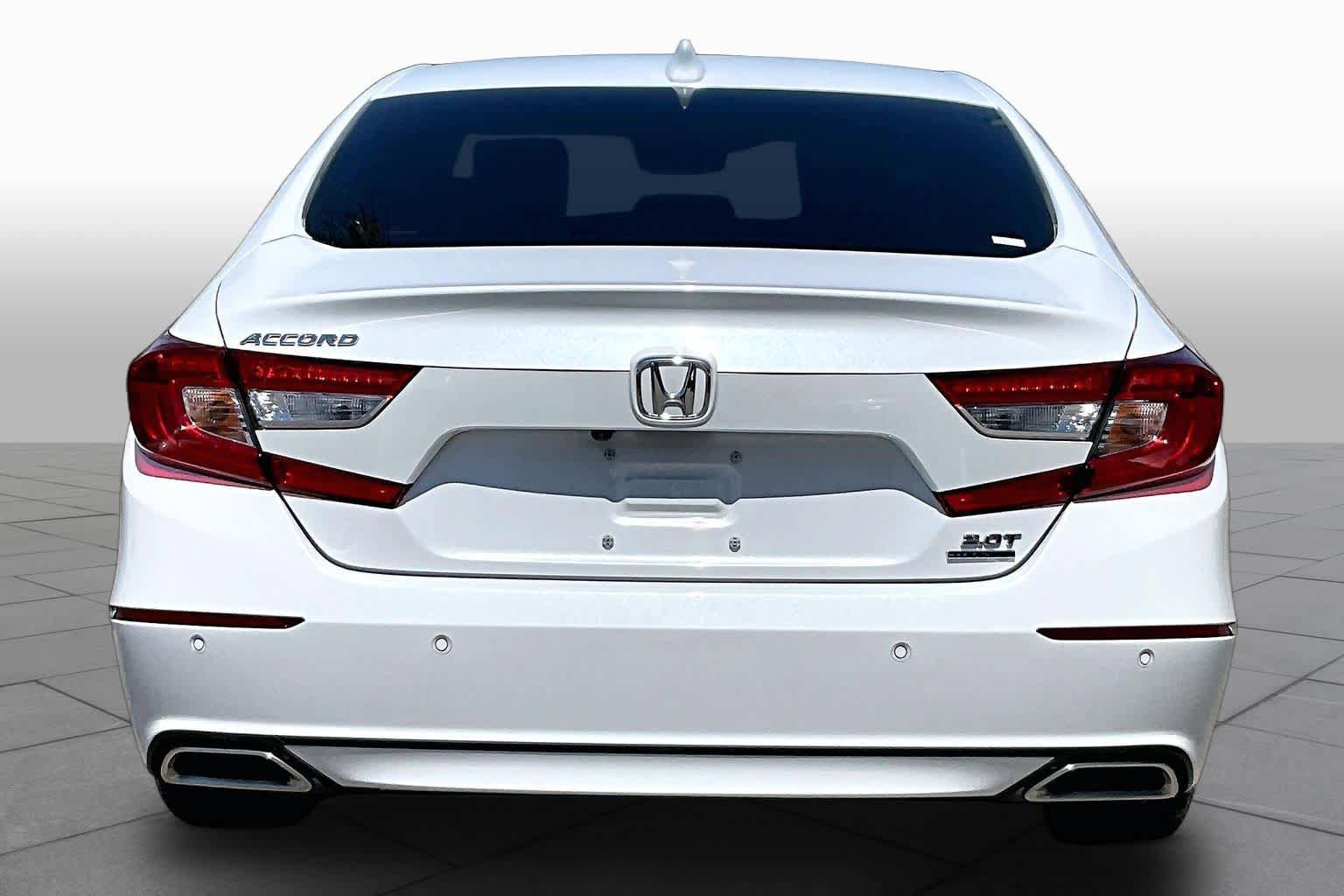 Used 2021 Honda Accord Touring image 5