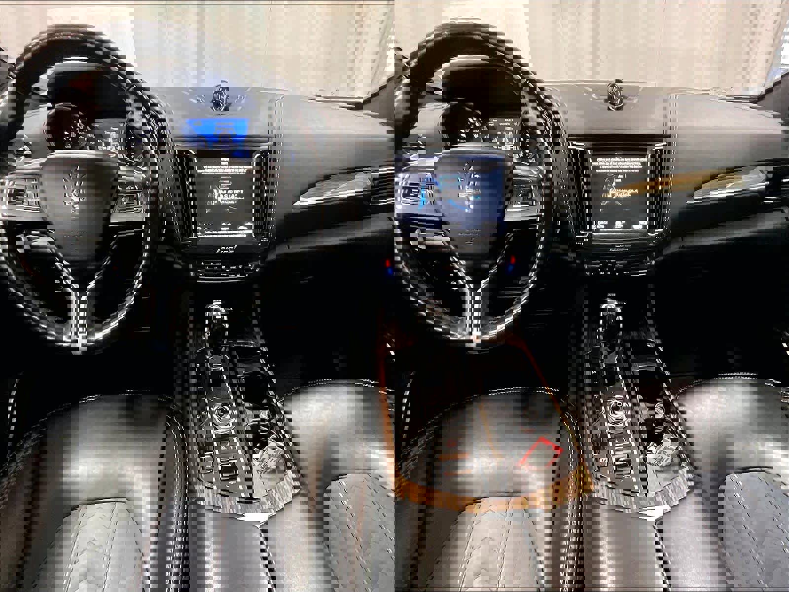 Used 2018 Maserati Levante GranLusso image 21