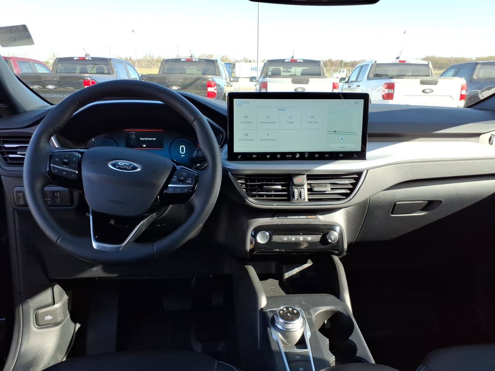 Certified 2025 Ford Escape Platinum w/ Class II Trailer Tow Package FWD image 15