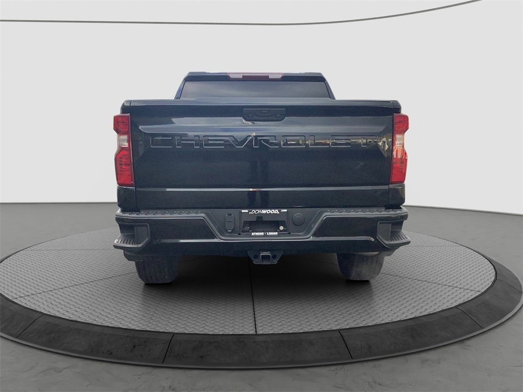 Used 2022 Chevrolet Silverado 1500 Custom image 6