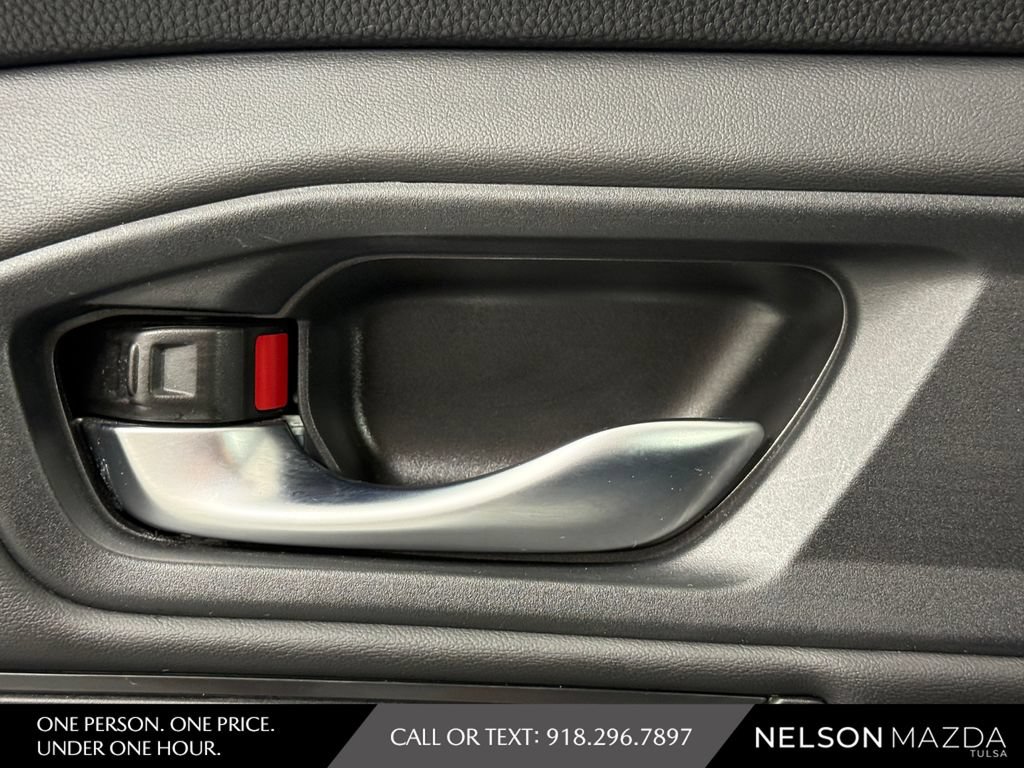 Used 2024 Honda Accord EX image 19
