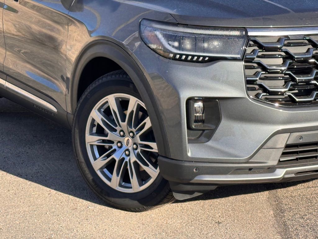 New 2026 Ford Explorer Platinum image 4