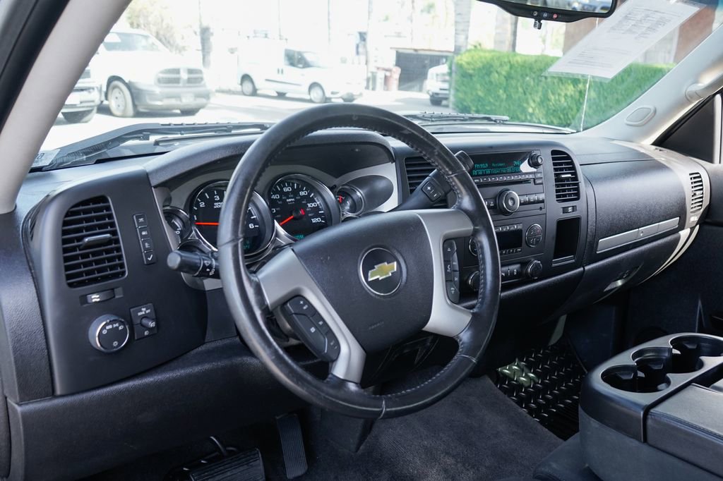 Used 2013 Chevrolet Silverado 1500 LT w/ All-Star Edition AWD/4WD image 18