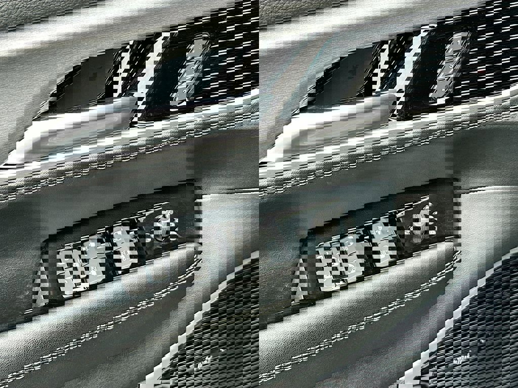 New 2026 Jeep Grand Wagoneer L Limited image 19