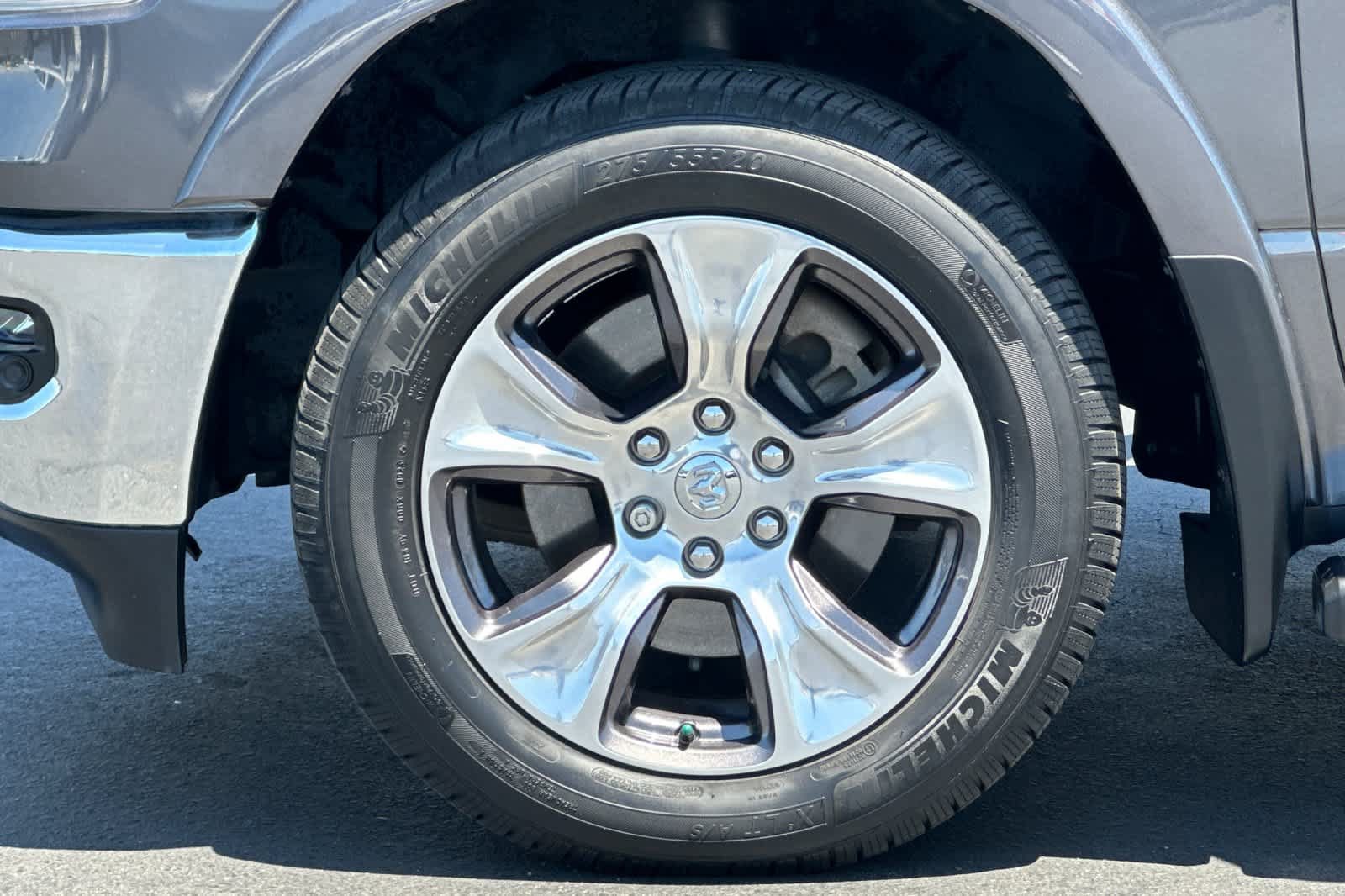 Used 2019 RAM 1500 Laramie RWD image 31