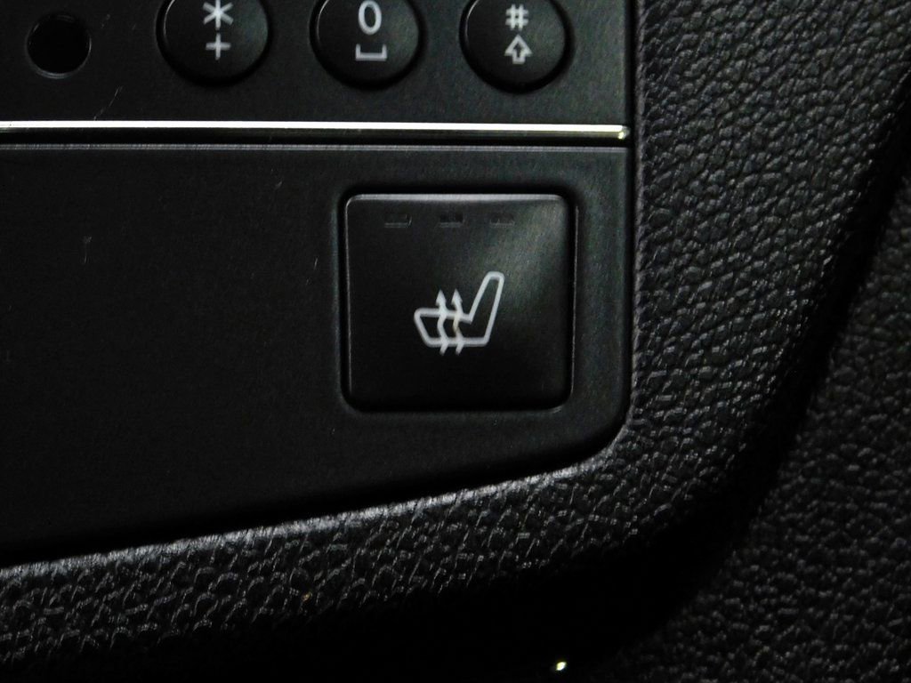 Used 2009 Mercedes-Benz C 63 AMG Sedan image 51