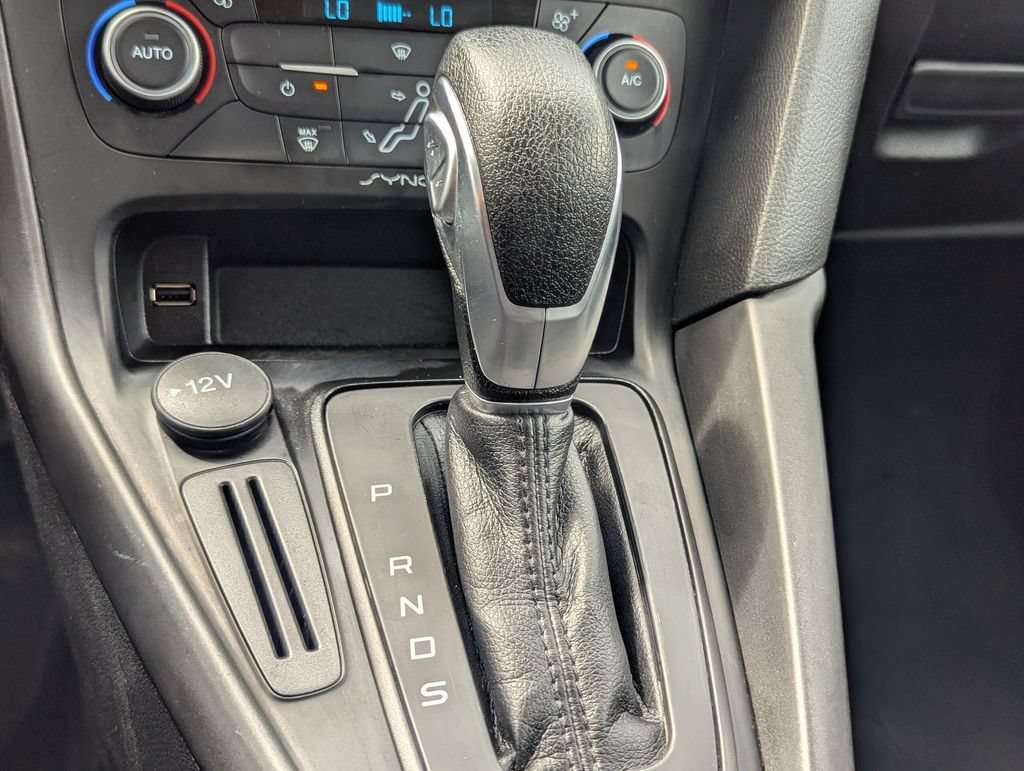Used 2018 Ford Focus SEL FWD image 19