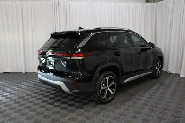 New 2025 Volkswagen Tiguan SE image 23