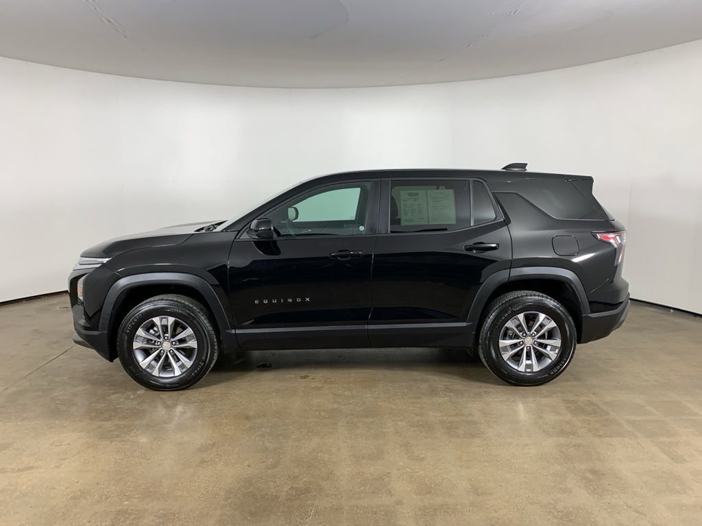 Used 2025 Chevrolet Equinox LT image 16