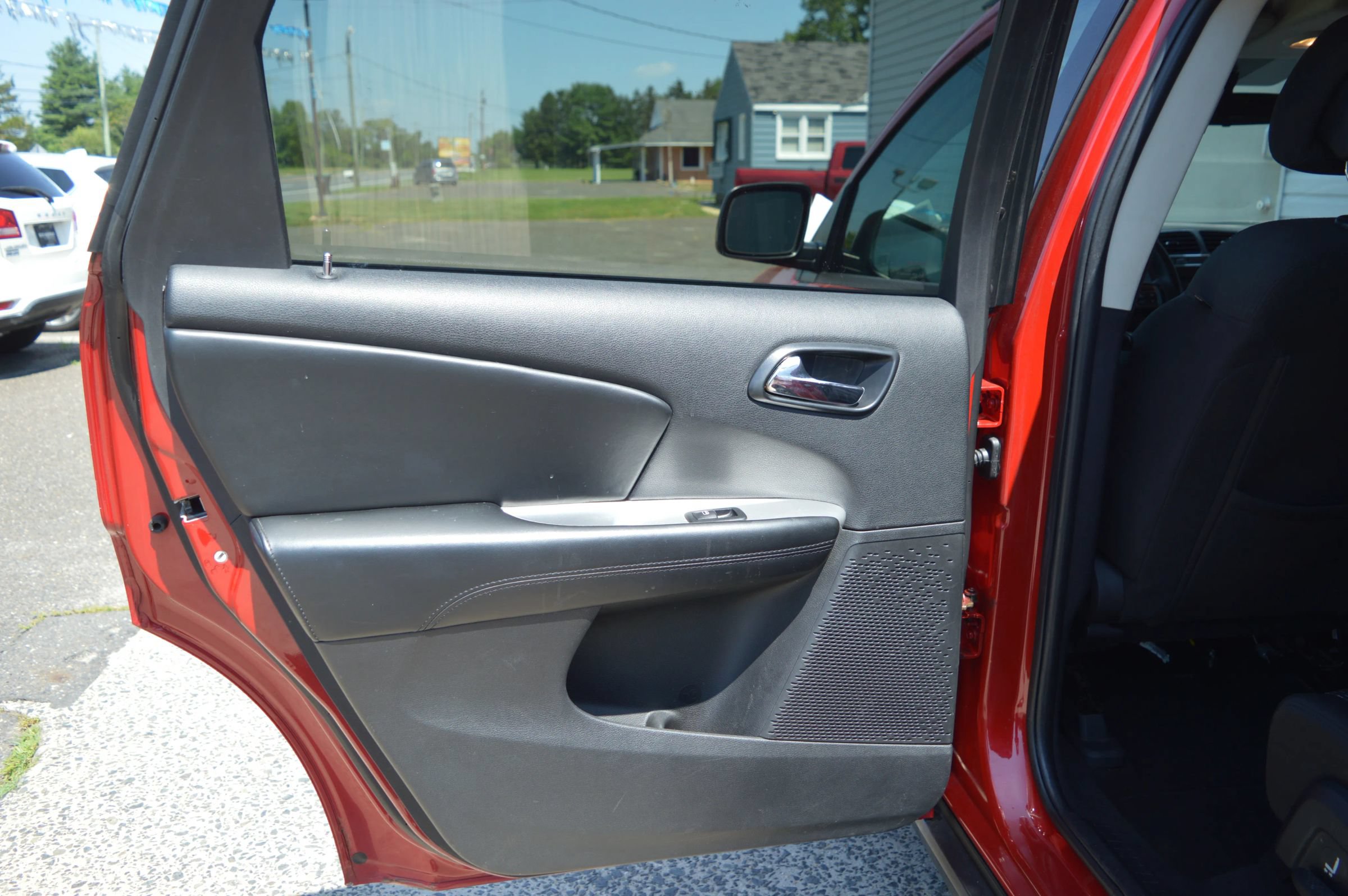 Used 2016 Dodge Journey SXT FWD image 27