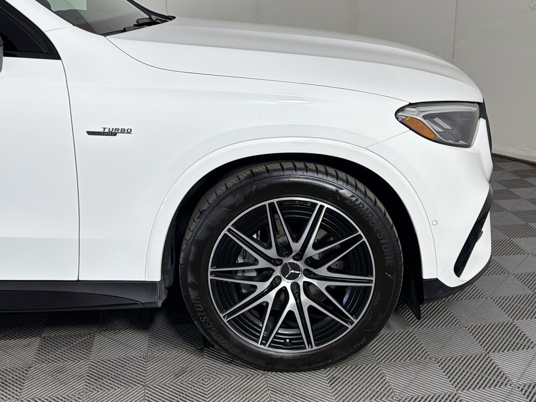 Certified 2025 Mercedes-Benz GLC 43 AMG 4MATIC image 12