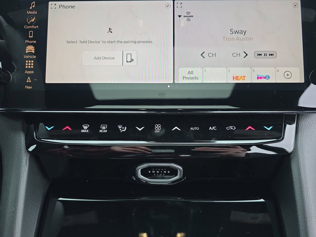 New 2026 Jeep Grand Cherokee Altitude image 21