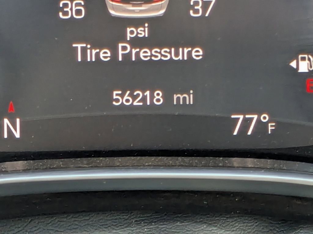 Used 2023 Chrysler Pacifica Limited image 29