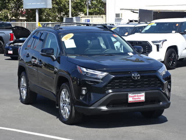 Certified 2025 Toyota RAV4 XLE Premium FWD image 2