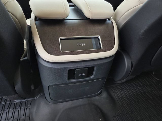 New 2027 Lincoln Navigator Reserve RWD image 19