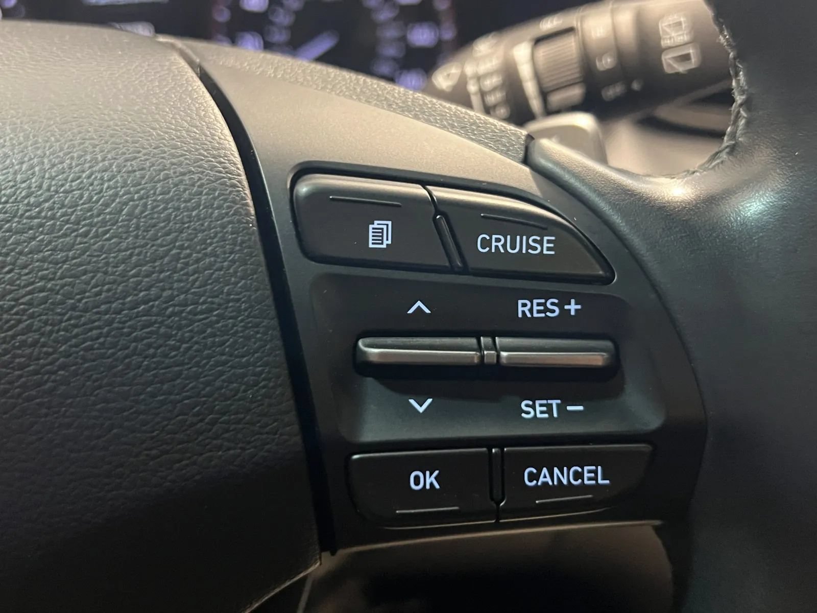 Used 2020 Hyundai Veloster 2.0 Premium FWD image 30