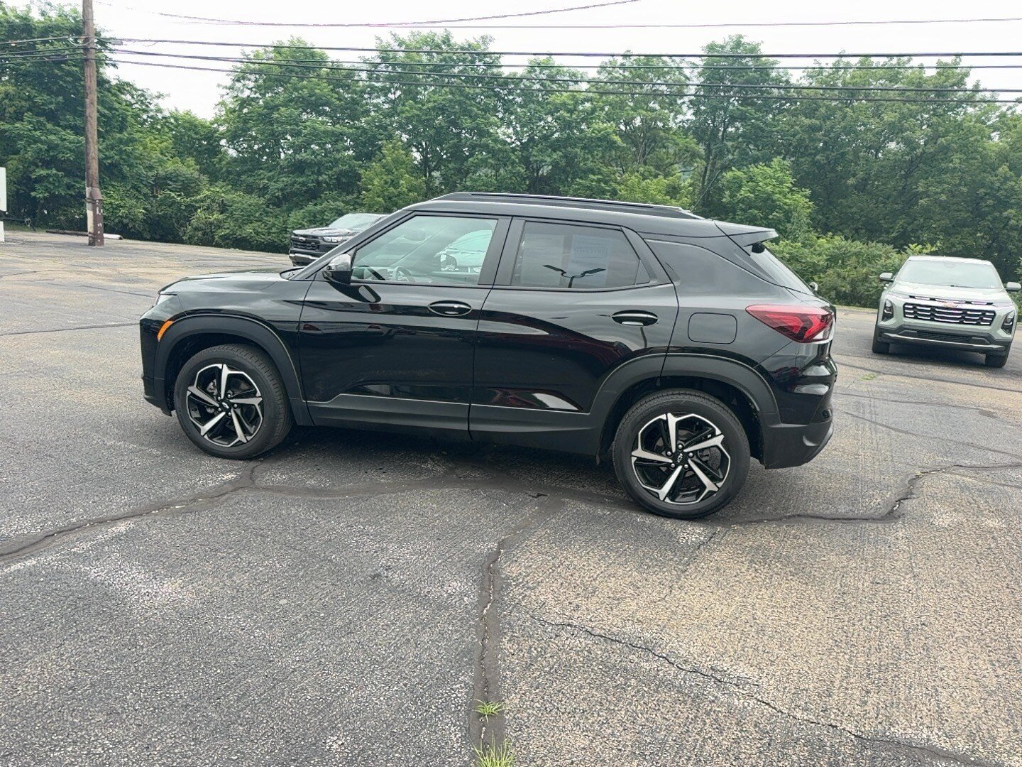 Used 2023 Chevrolet TrailBlazer RS w/ Sun and Liftgate Package AWD/4WD image 8