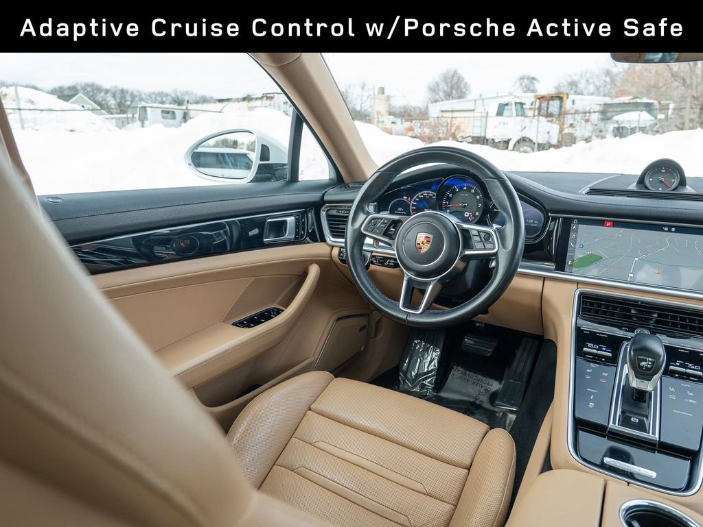 Used 2018 Porsche Panamera 4 image 18
