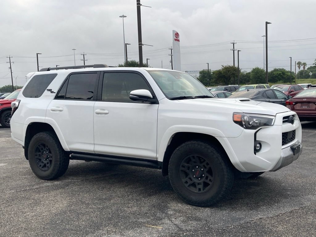 Used 2024 Toyota 4Runner TRD Off-Road Premium w/ Moonroof Package AWD/4WD image 3