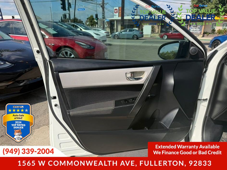 Used 2017 Toyota Corolla LE w/ Carpet Mat Package (TMS) FWD image 25