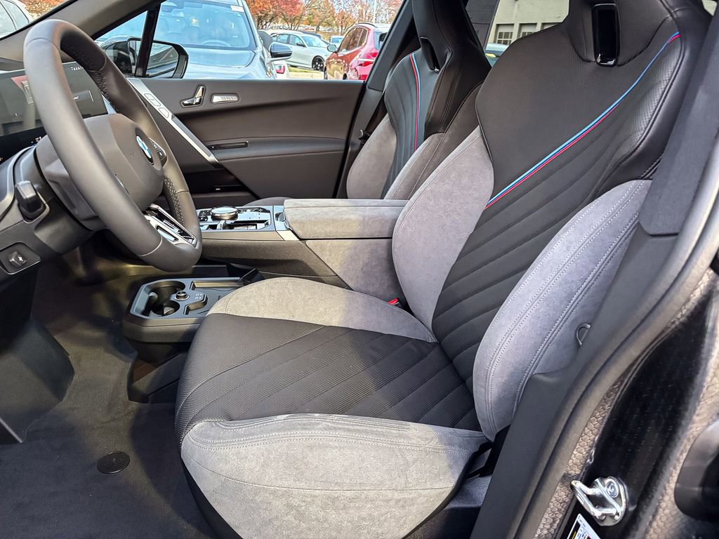 Used 2026 BMW iX xDrive45 image 15