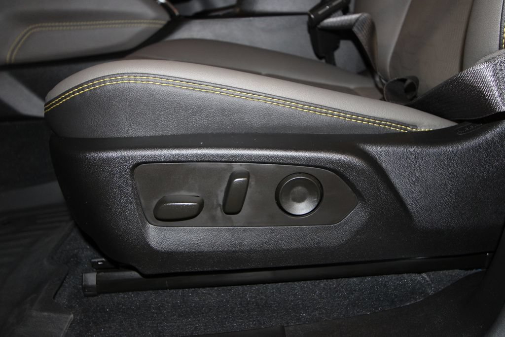 Used 2023 Chevrolet Colorado ZR2 w/ ZR2 Convenience Package III AWD/4WD image 7