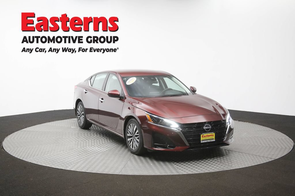 Used 2023 Nissan Altima 2.5 SV FWD image 50