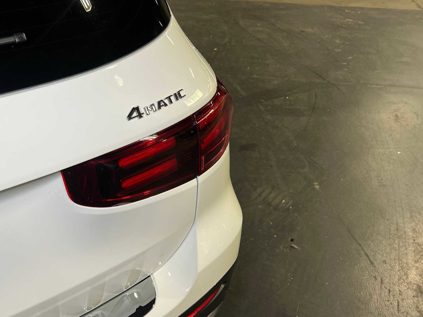 Certified 2025 Mercedes-Benz GLB 250 4MATIC image 16