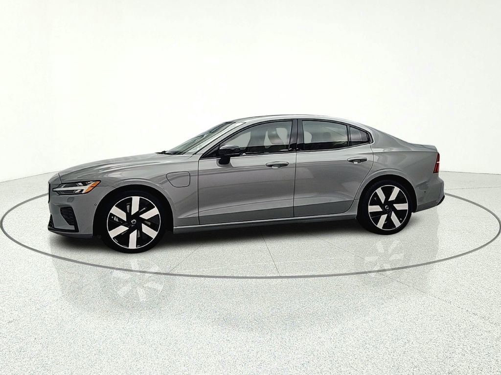 Used 2024 Volvo S60 T8 Ultimate w/ Climate Package AWD/4WD image 4