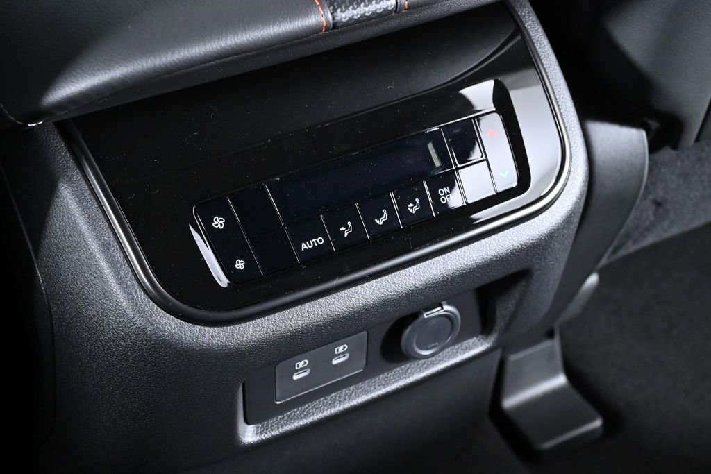 New 2026 Nissan Armada PRO-4X image 28