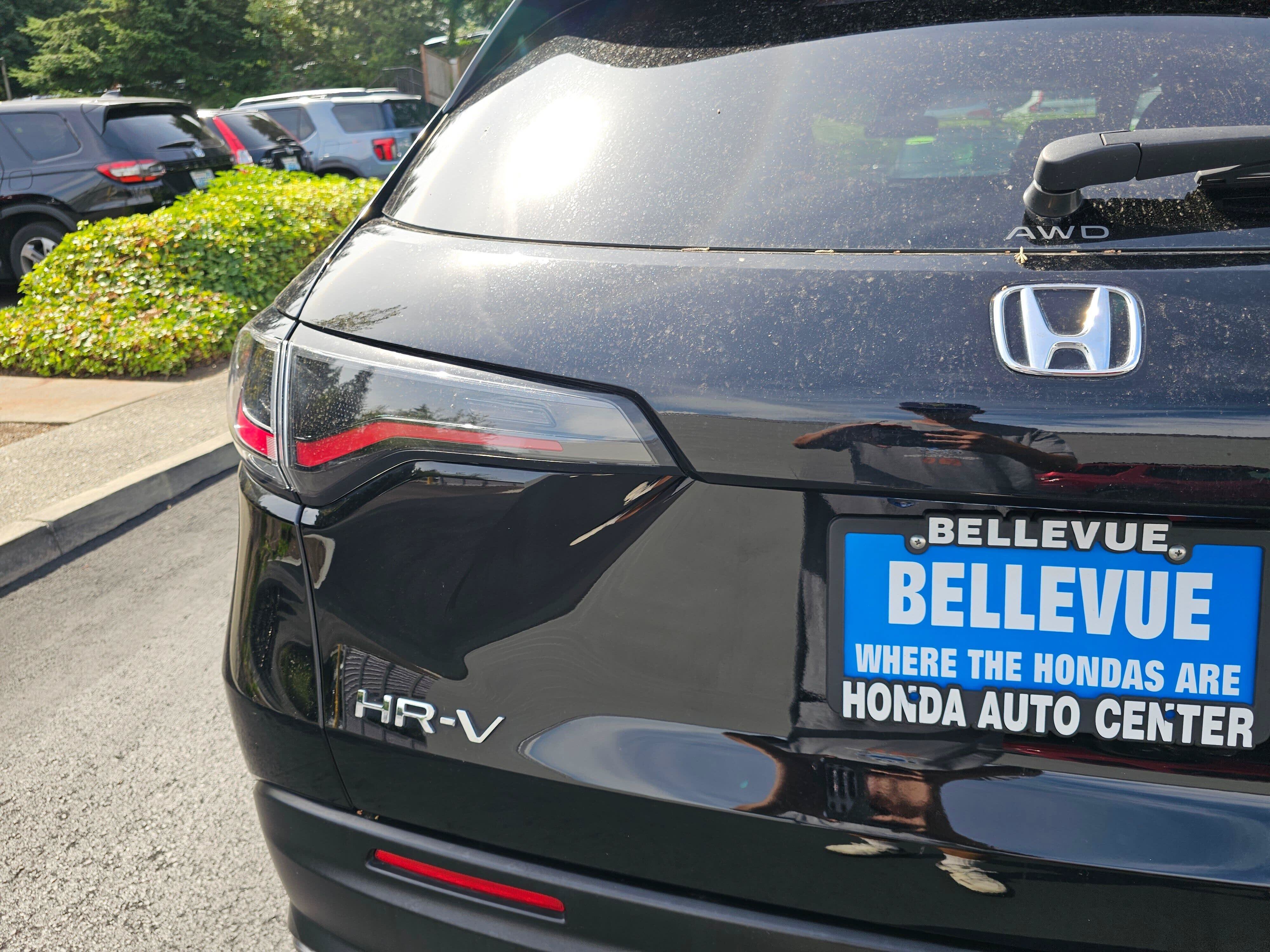 Used 2024 Honda HR-V Sport image 16