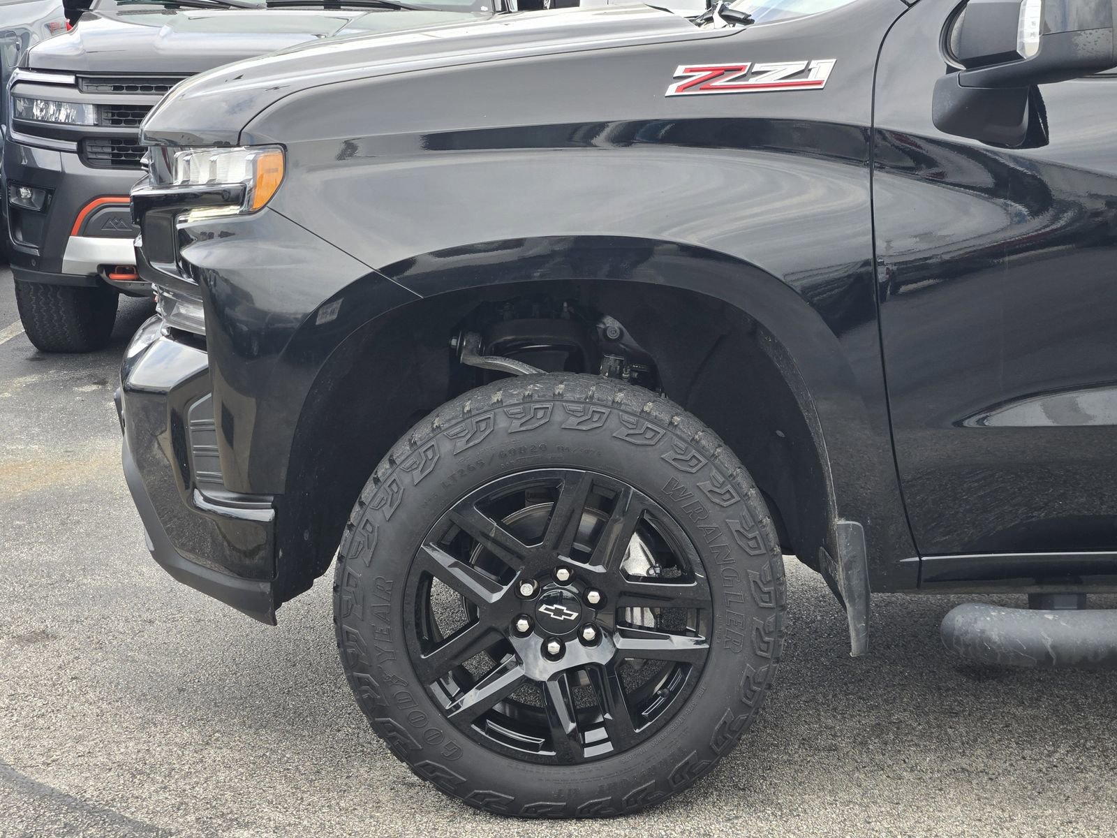 Used 2022 Chevrolet Silverado 1500 LT Trail Boss w/ Convenience Package II AWD/4WD image 9