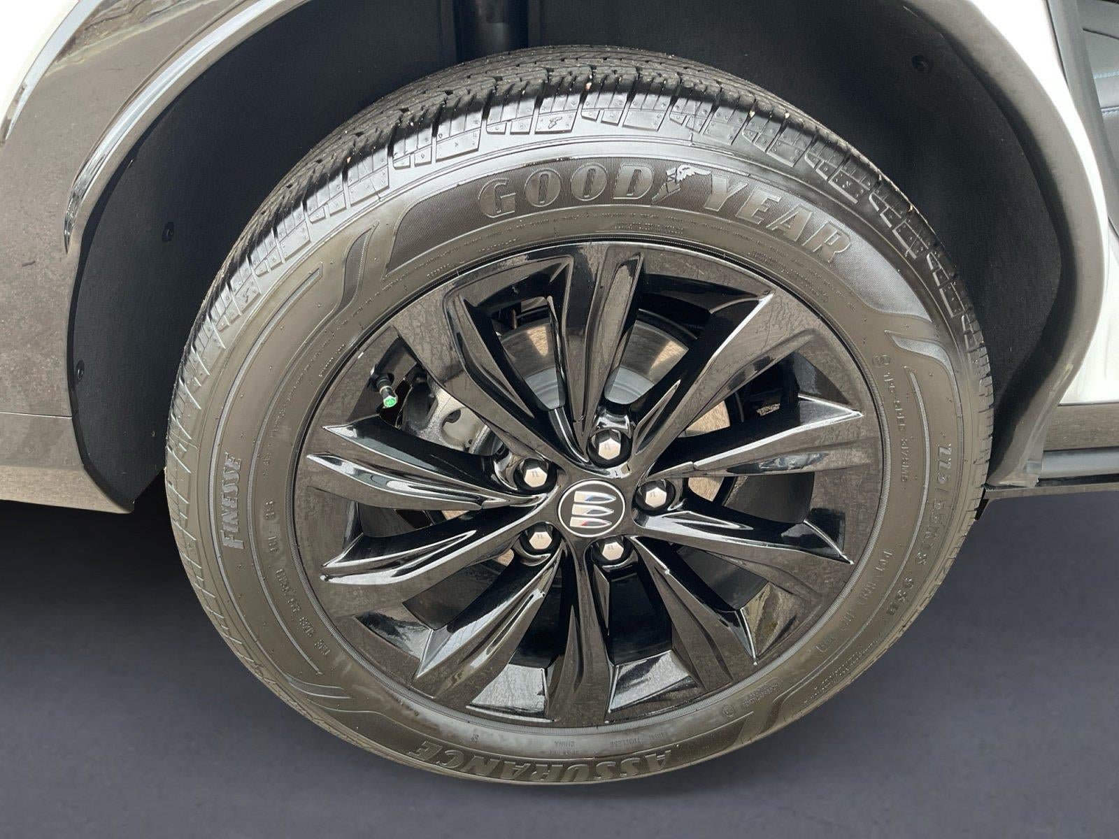 Certified 2026 Buick Envista Sport Touring w/ Advanced Safety Package FWD image 14