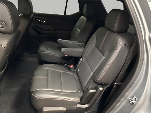 Used 2023 Chevrolet Traverse RS image 40
