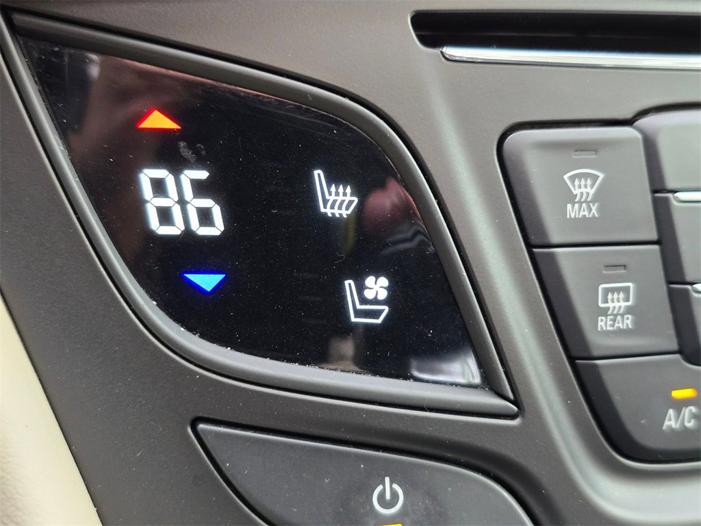 Used 2016 Buick Envision Premium image 29