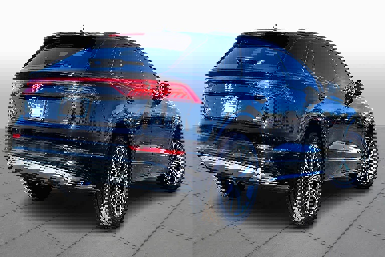 Used 2020 Audi Q8 Premium w/ Black Optic Package image 14