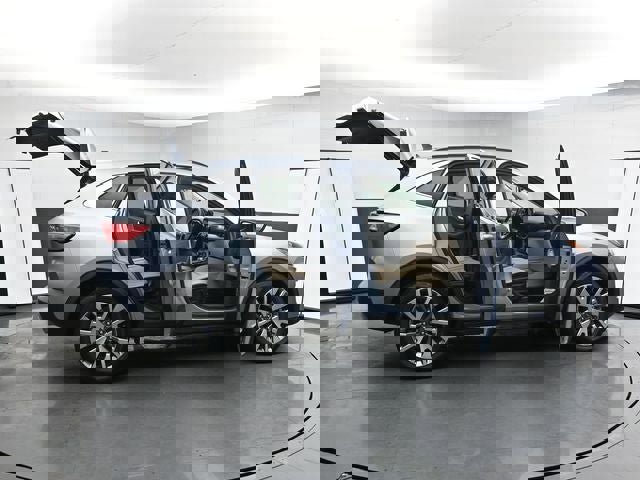 Used 2022 Ford Escape Titanium w/ Class II Trailer Tow Package image 38