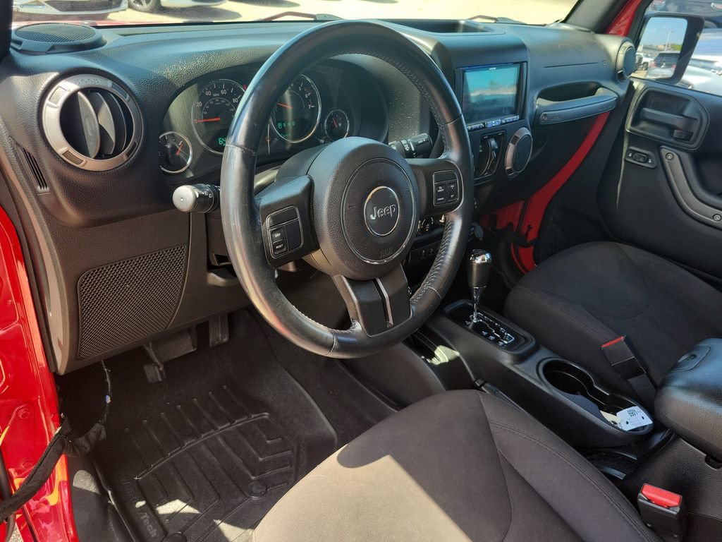Used 2015 Jeep Wrangler Unlimited Sport w/ Quick Order Package 24S AWD/4WD image 16
