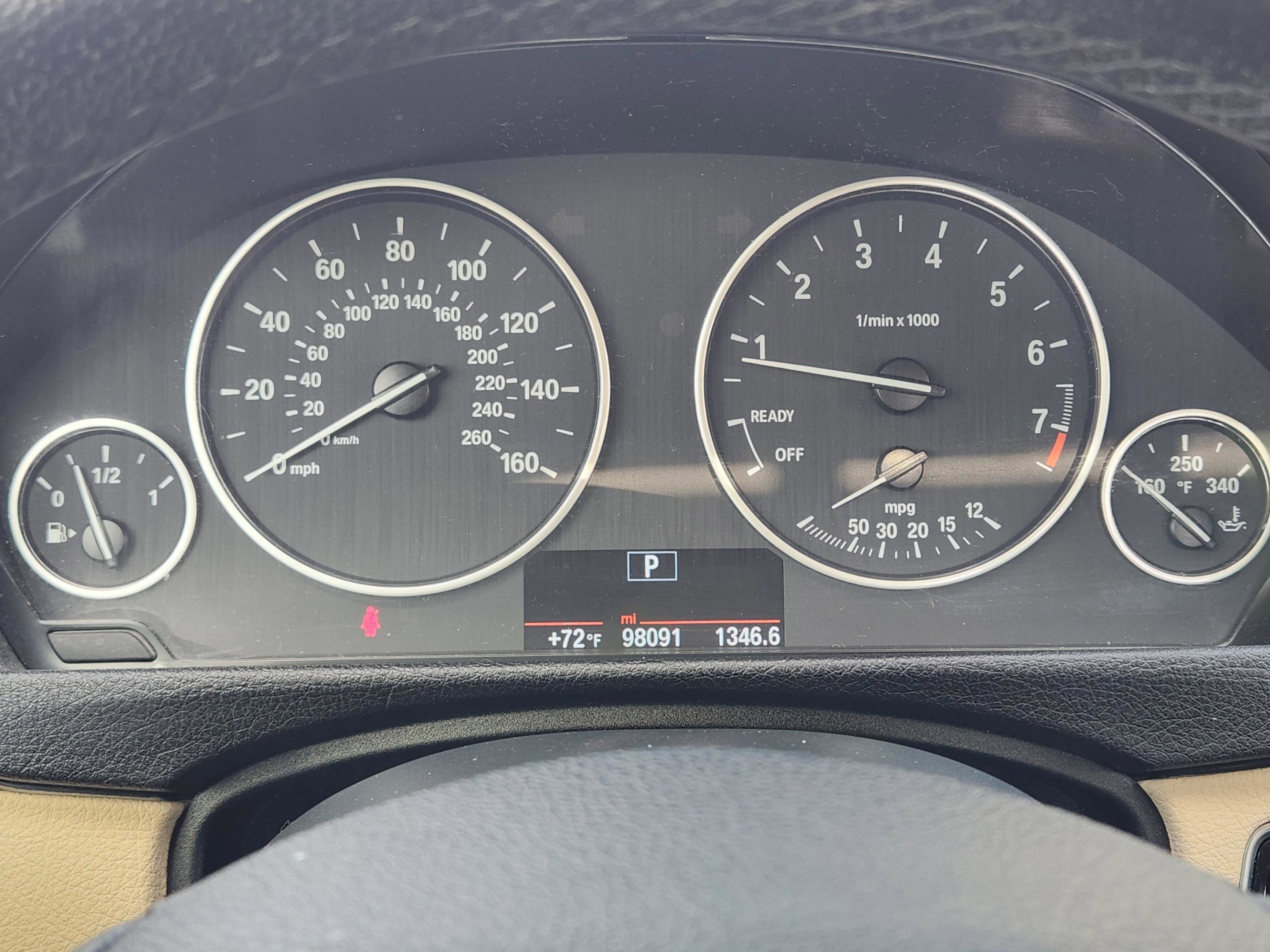 Used 2015 BMW 320i Sedan image 16