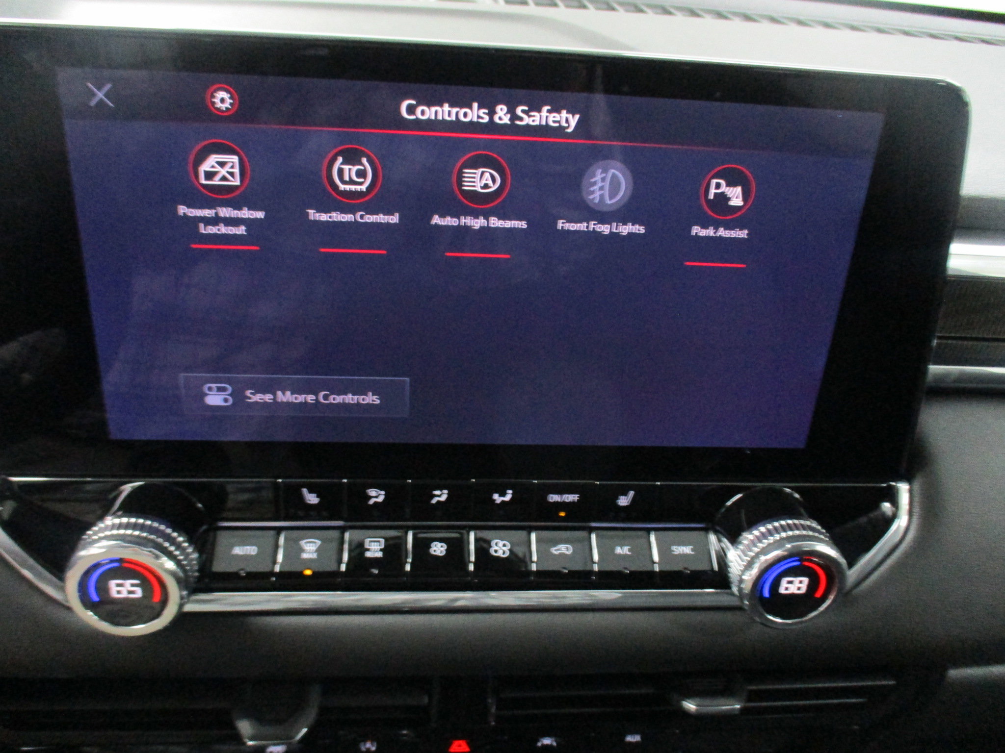 Used 2024 GMC Canyon Elevation w/ Elevation Premium Package image 26