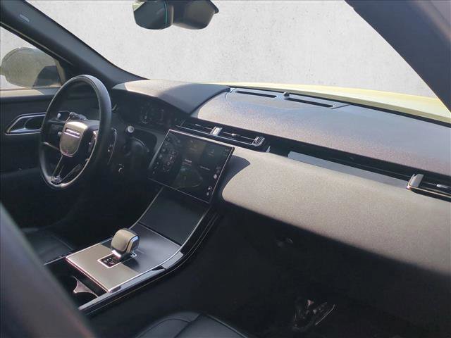 Used 2025 Land Rover Range Rover Velar Dynamic SE image 27