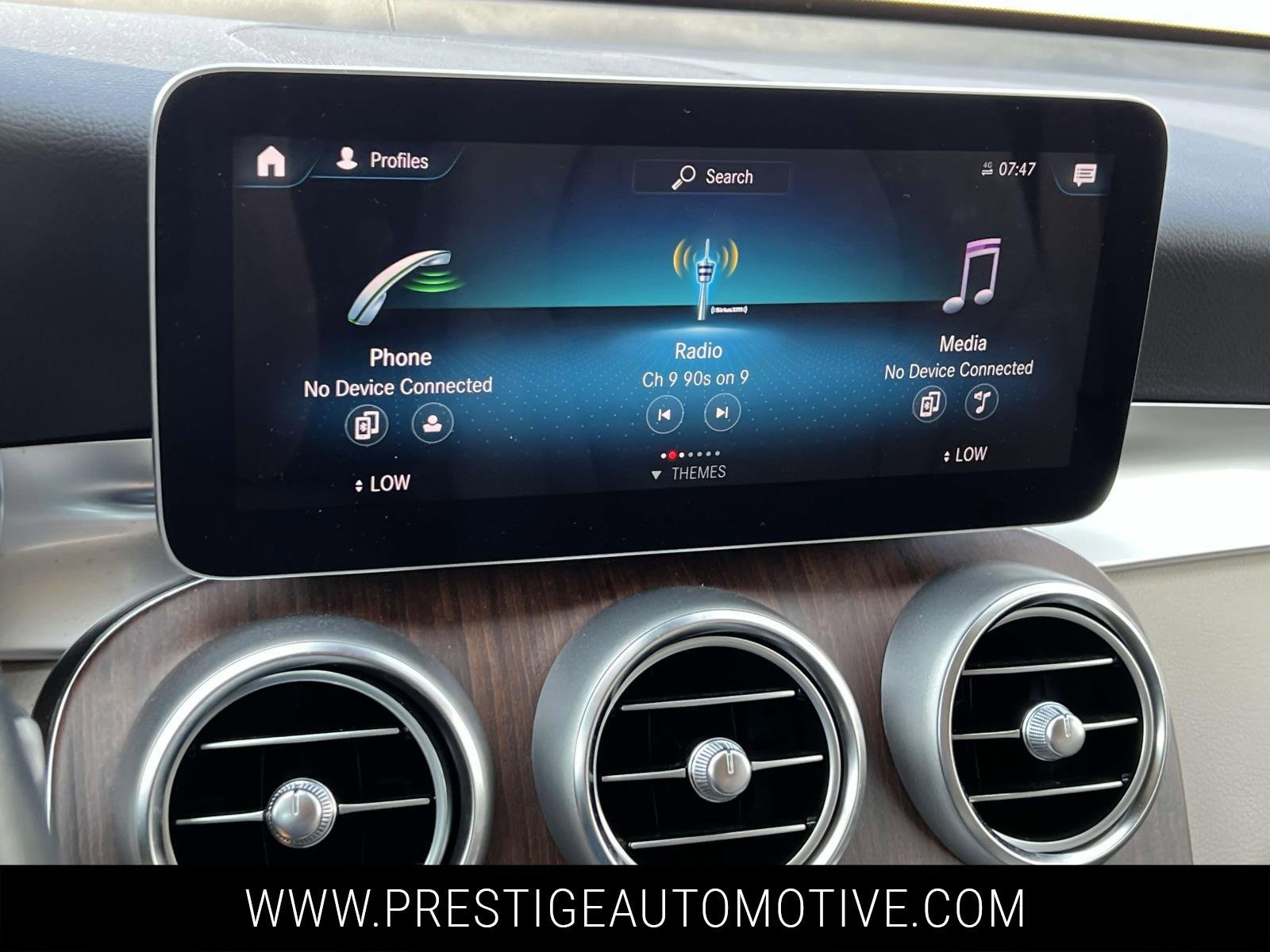 Used 2022 Mercedes-Benz GLC 300 GLC 300 w/ Premium Package Lite image 24