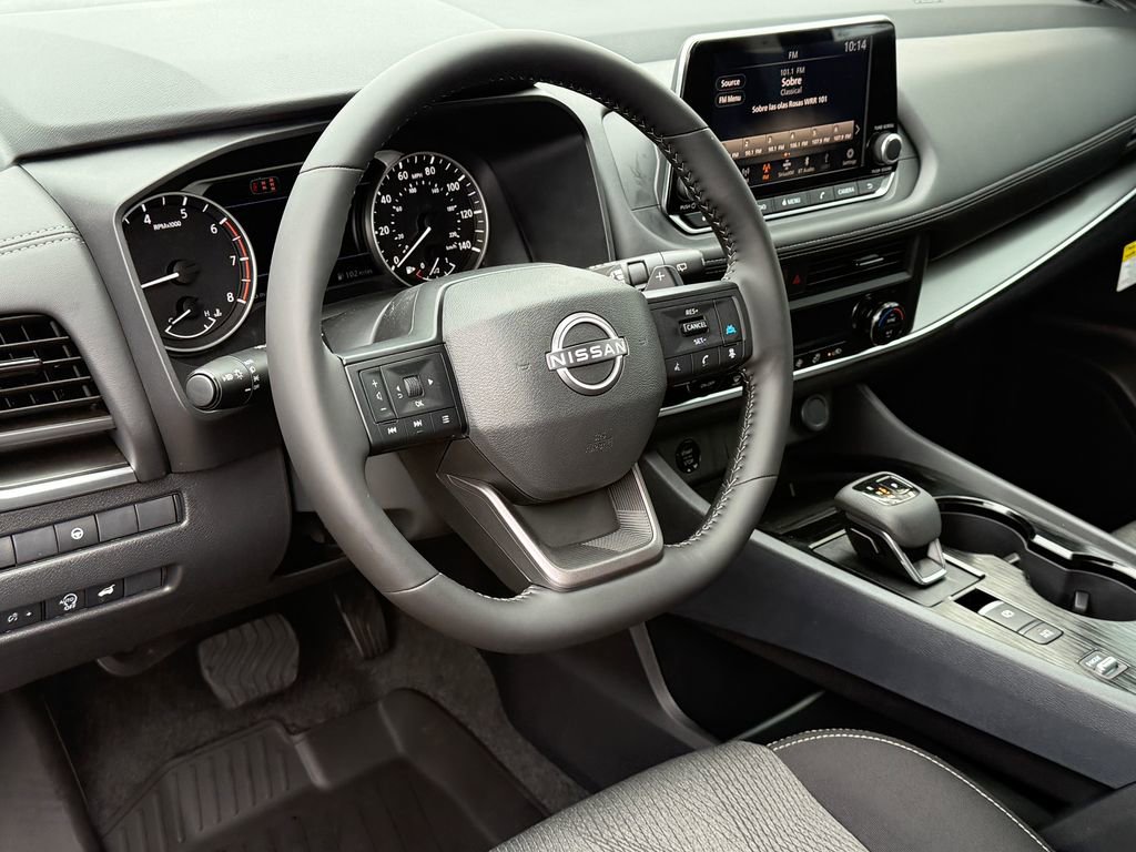 New 2026 Nissan Rogue SV FWD image 18