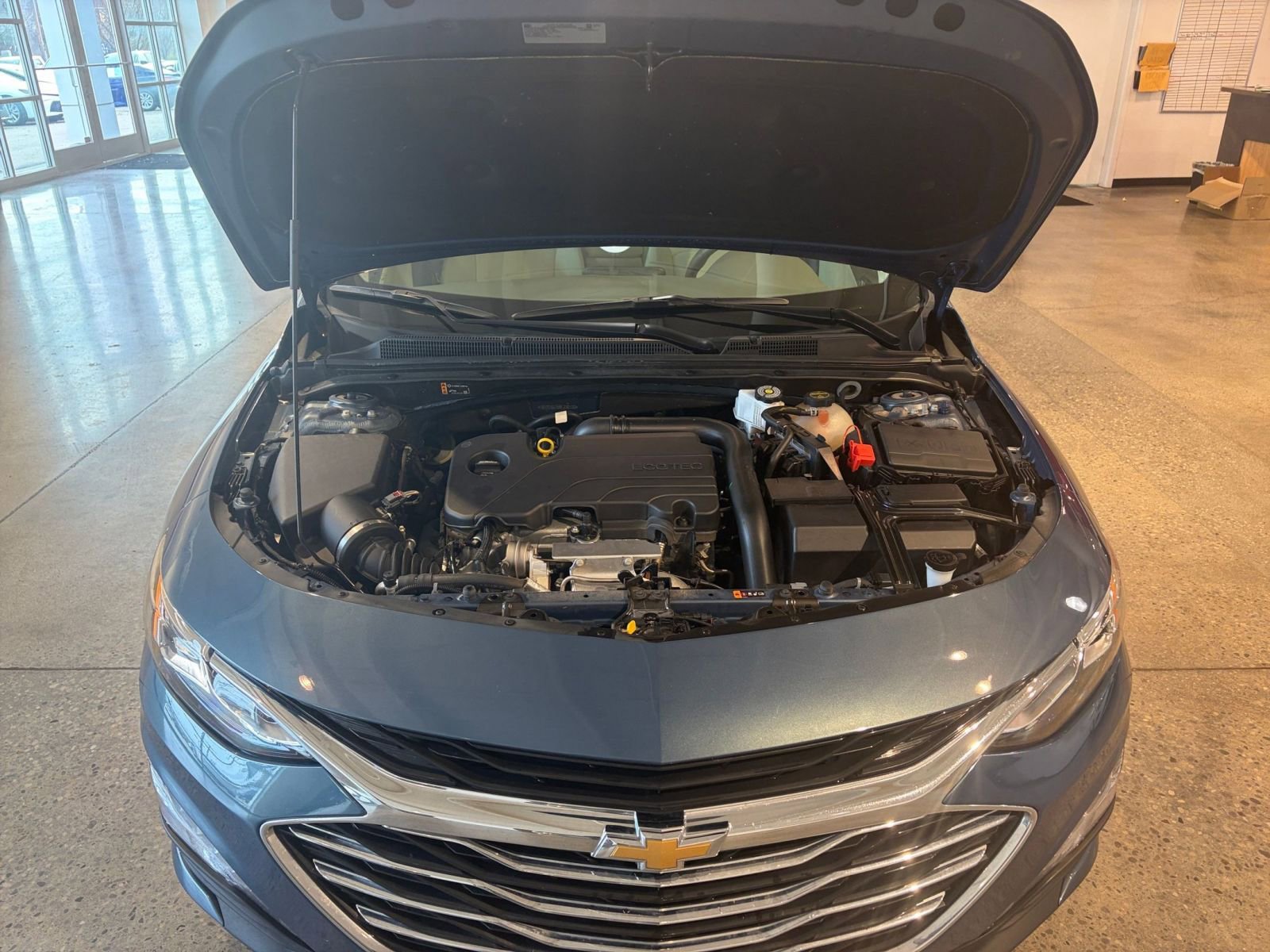 Used 2024 Chevrolet Malibu LT image 32