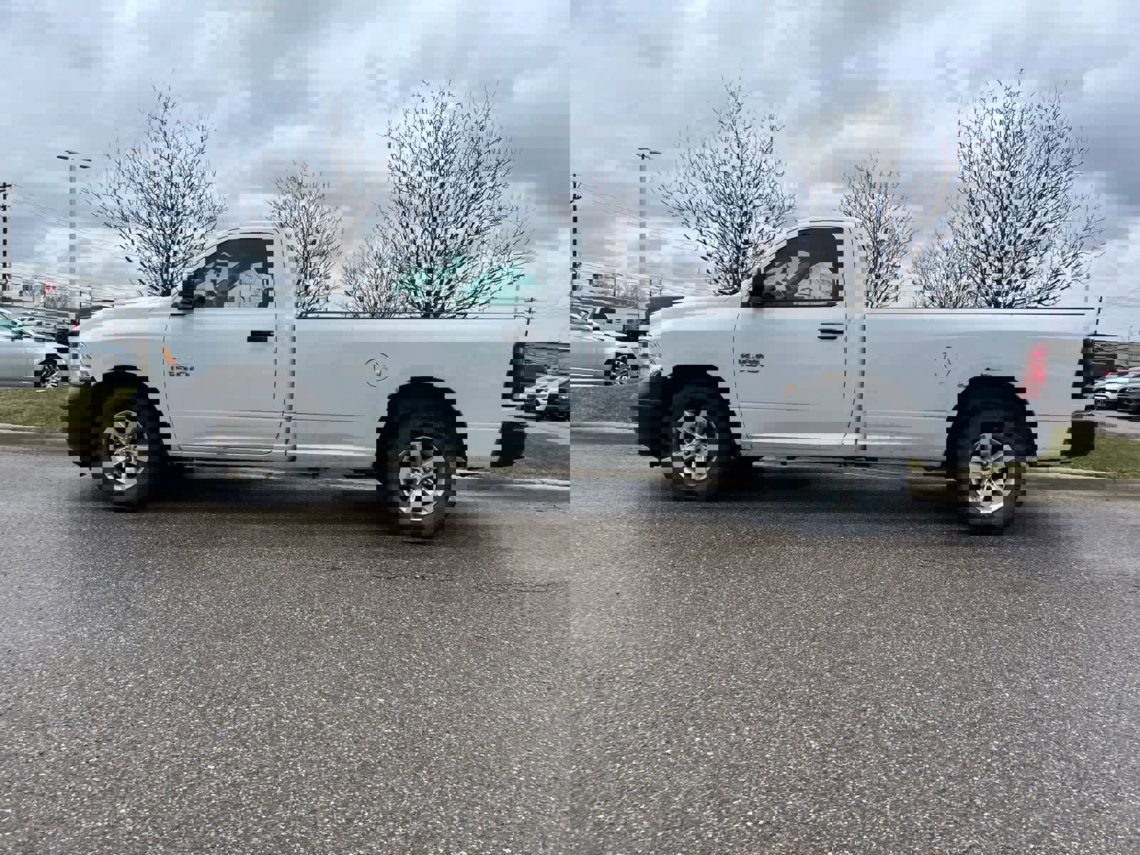 Used 2015 RAM 1500 Tradesman w/ Power & Remote Entry Group image 29