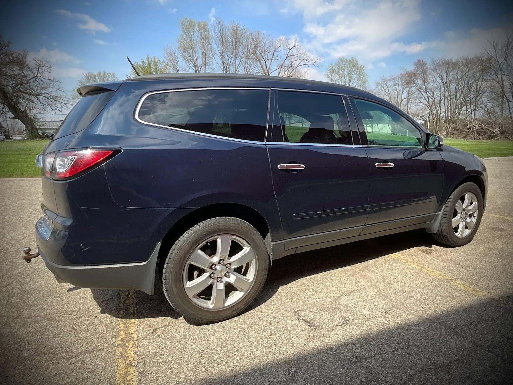 Used 2016 Chevrolet Traverse LTZ AWD/4WD image 5